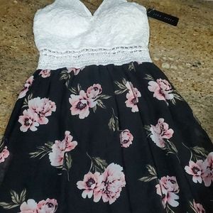 Long Floral Maxi Dress S